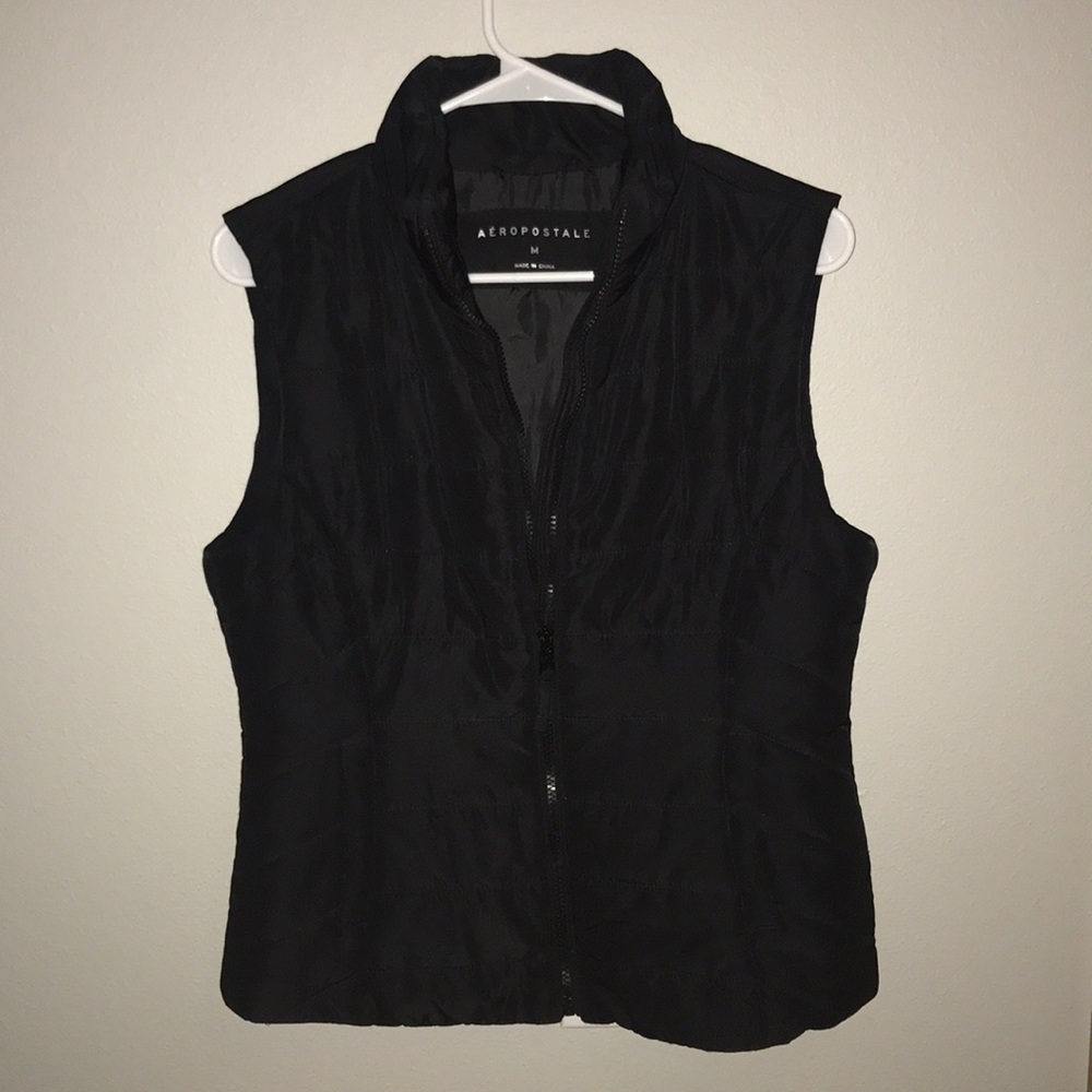 Black Puffer vest from Aeropostale